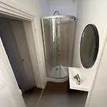 4 L'appart Et Salle De Bain Privee Avec Espace Commun Linge Et Menage Inclus Gare Centre شقة فندقية 3*